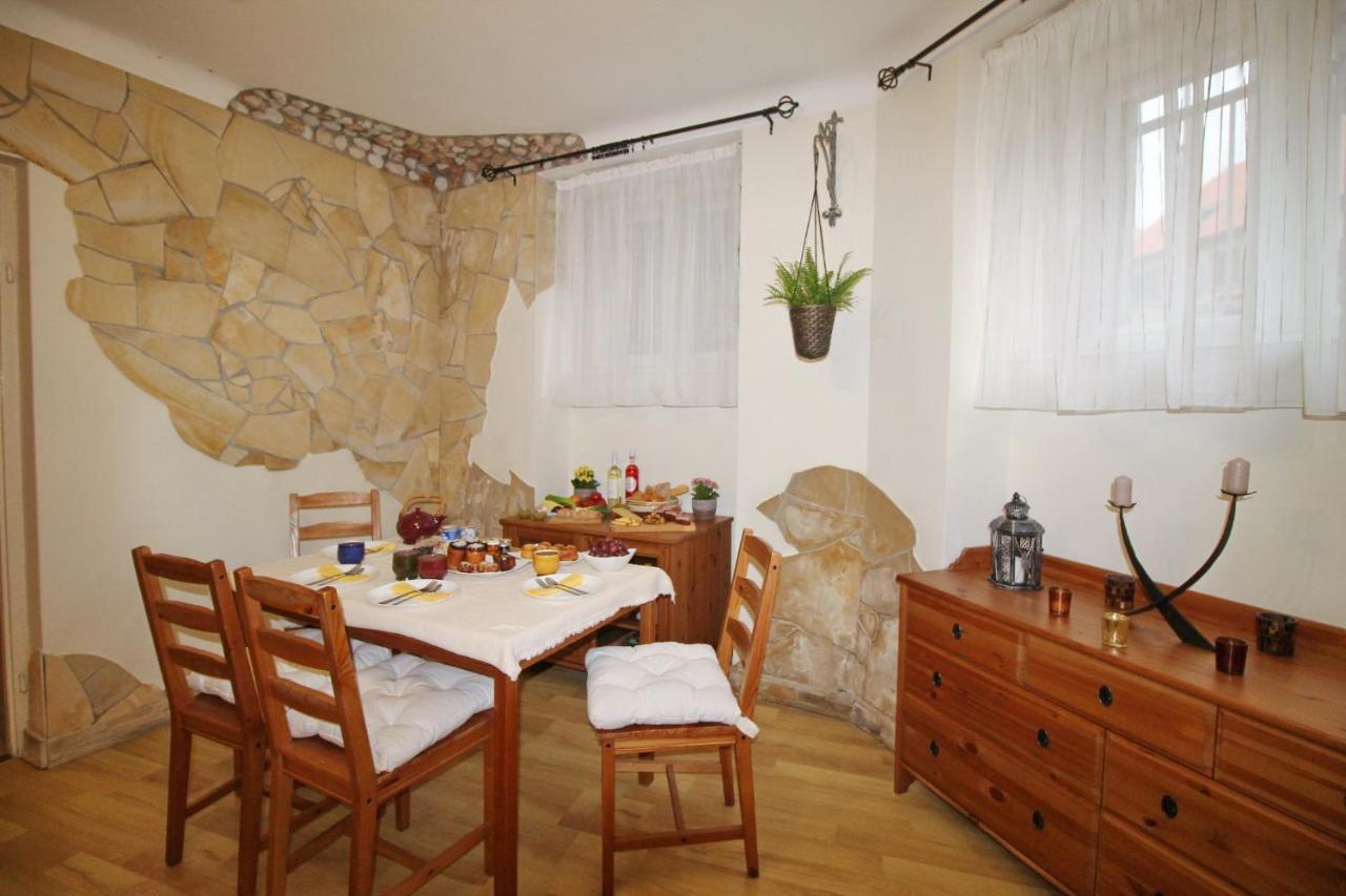 בודפשט Cosy Castle Apartment מראה חיצוני תמונה