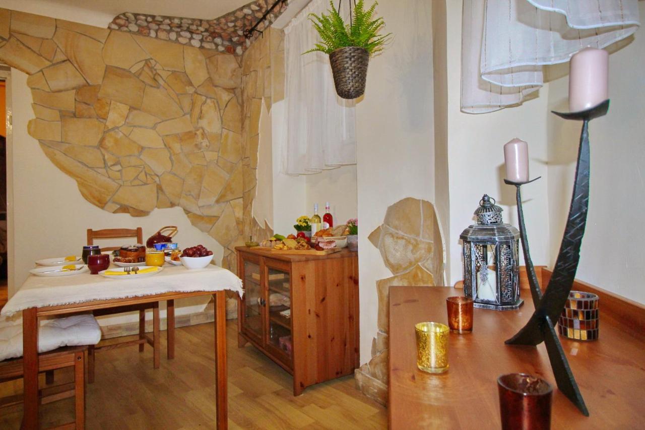בודפשט Cosy Castle Apartment מראה חיצוני תמונה