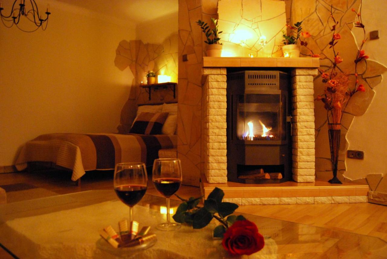 בודפשט Cosy Castle Apartment מראה חיצוני תמונה